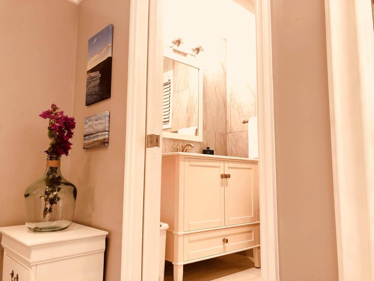 Elegant Marble Suite #6 Nassau Ngoại thất bức ảnh